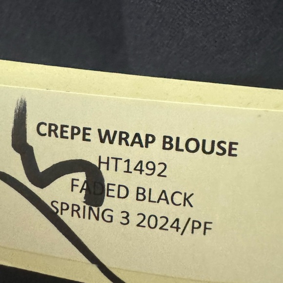 Monrow Black Crepe Wrap Blouse Size Small - Picture 5 of 6